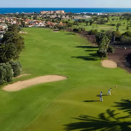 Katerina Willa Caleta De Fuste